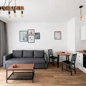 - Aparts Włochy Warszawa